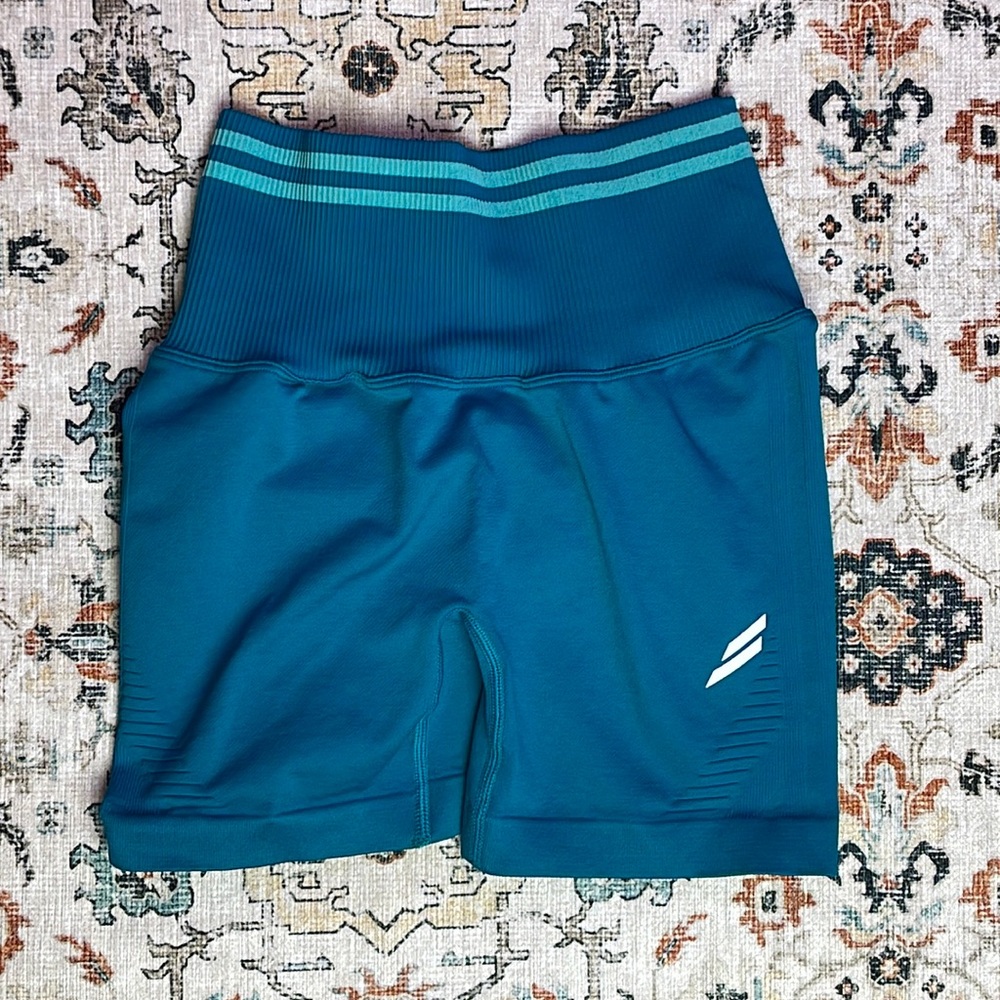 DOYOUEVEN SHORTS